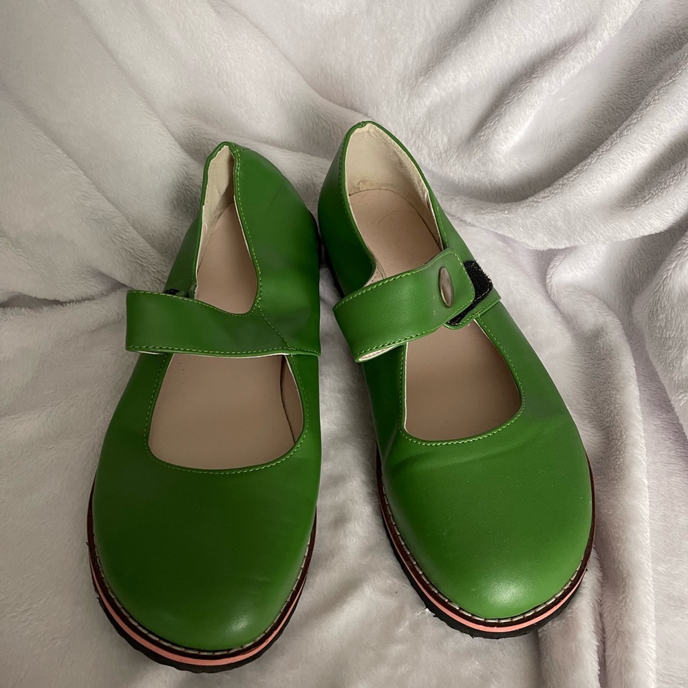 Kelly green Allegria Mary Jane shoes